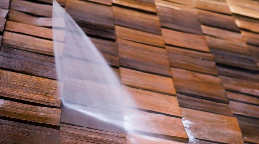 Expert flood damage restoration services in Wellington, KS